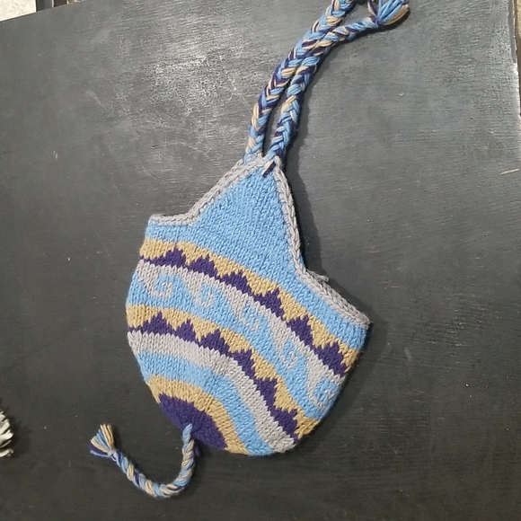 Wool hat. - Picture 2 of 16